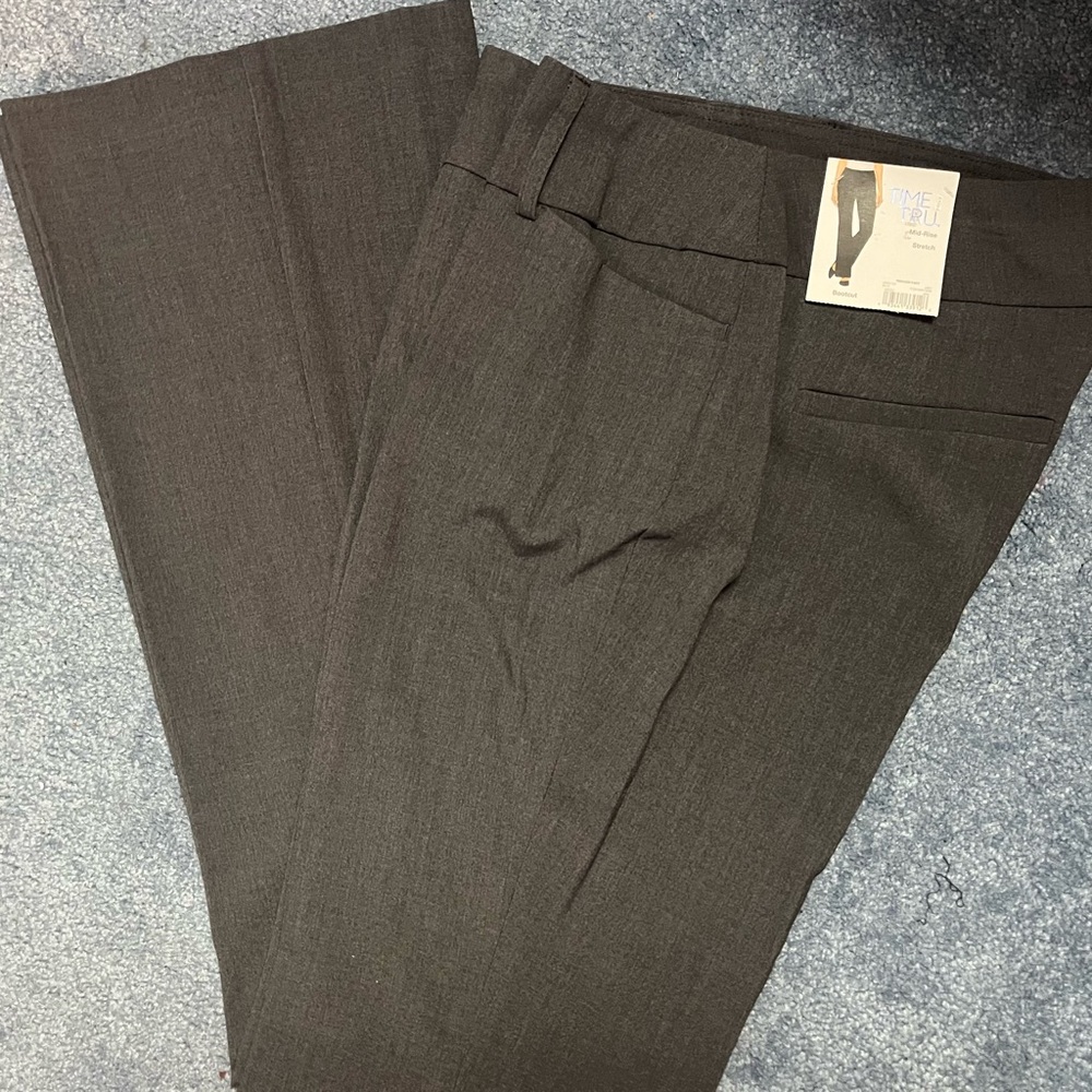 Time and Tru Ladies Bootcut Trouser Pant Mid-Rise Stretch Grey Size 4 NWT